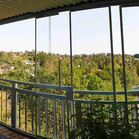 5 Minutes To Downtown Arendal-free Parking דירה ארנדל