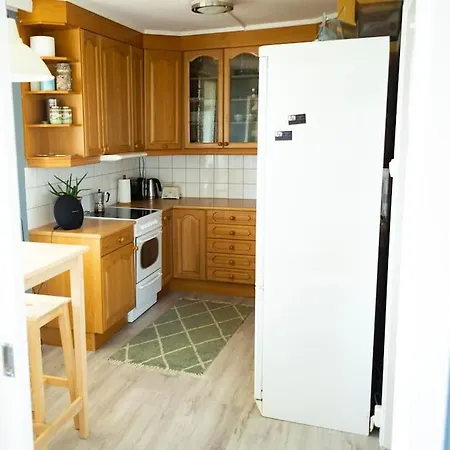 5 Minutes To Downtown Arendal-free Parking דירה *