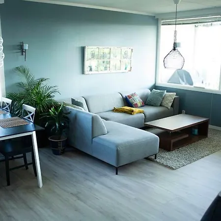 5 Minutes To Downtown Arendal-free Parking Daire *