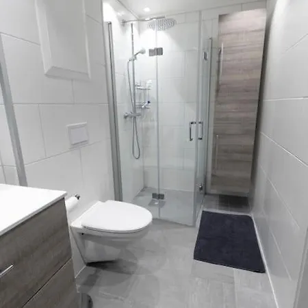 5 Minutes To Downtown Arendal-free Parking * ארנדל