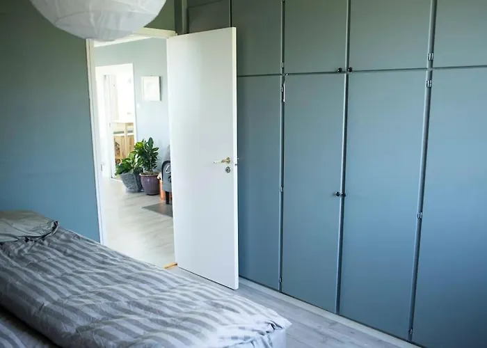 Apartamento 5 Minutes To Downtown Arendal-free Parking