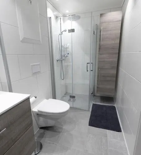 5 Minutes To Downtown Arendal-free Parking * آرندال